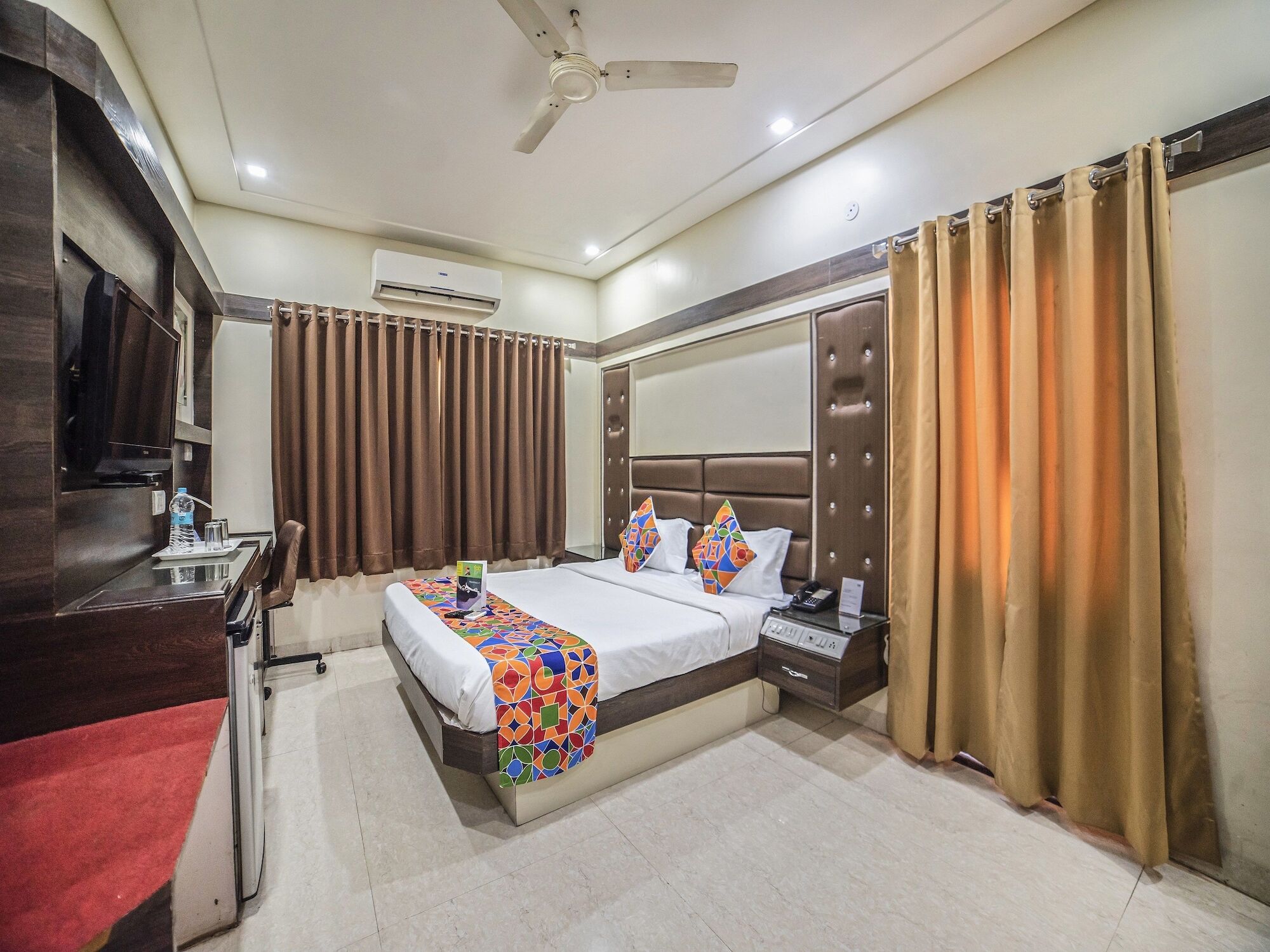 Fabhotel Santoor Geeta Bhawan Square Indore Exterior foto