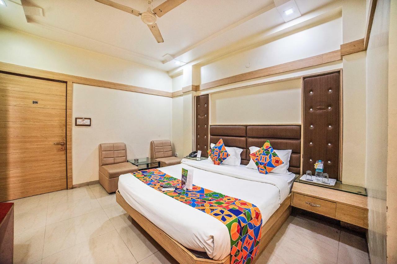 Fabhotel Santoor Geeta Bhawan Square Indore Exterior foto