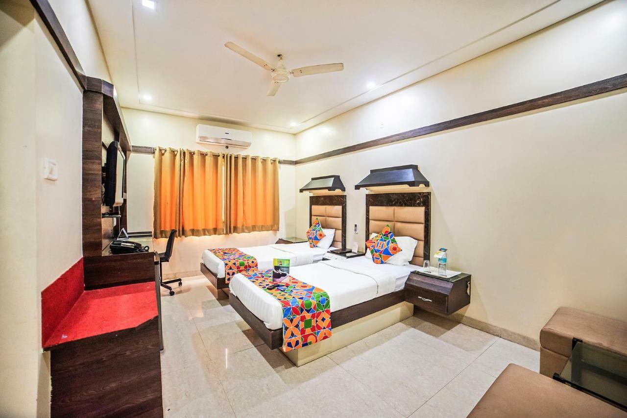 Fabhotel Santoor Geeta Bhawan Square Indore Exterior foto